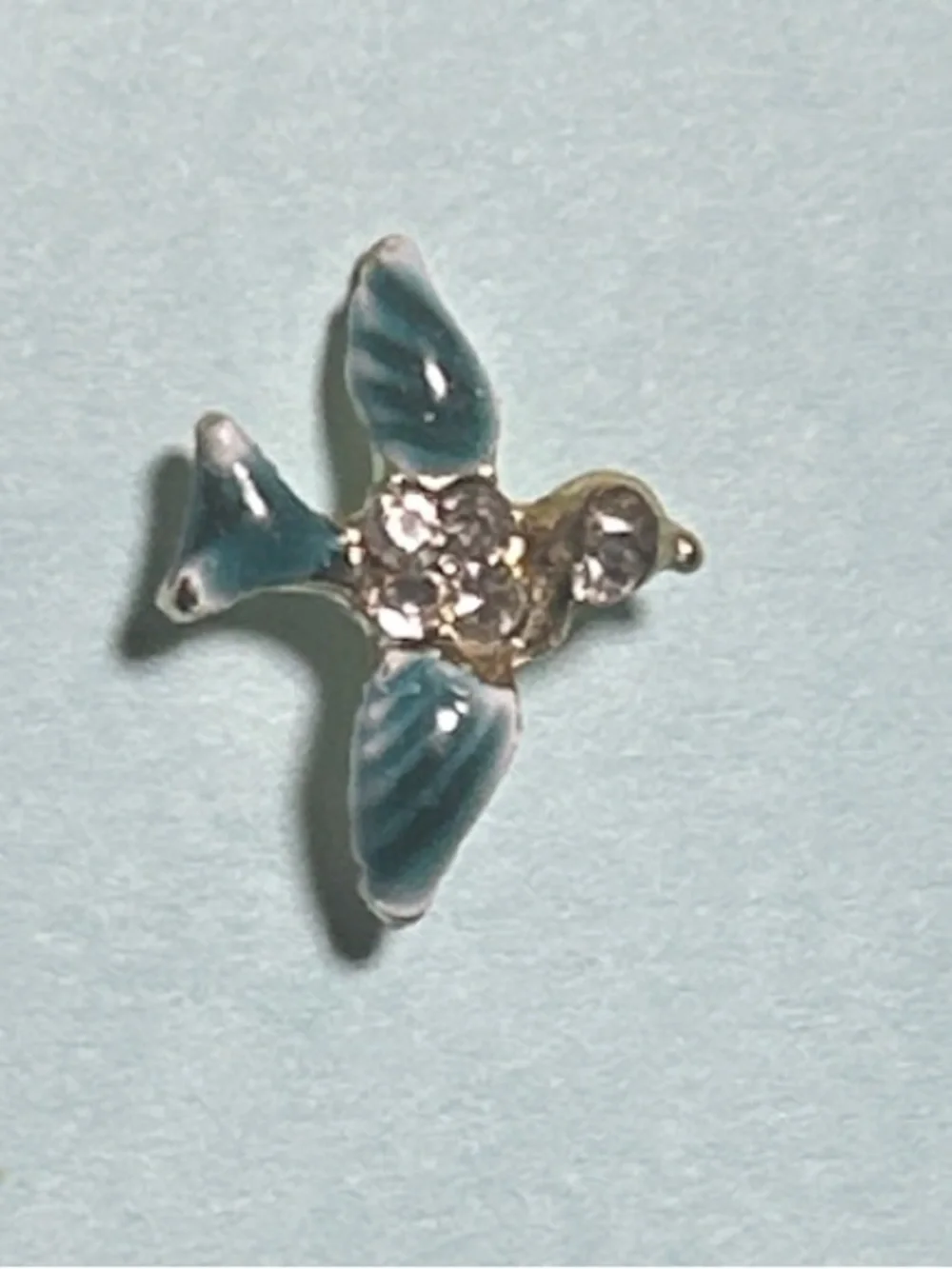 Small Enameled Bluebird lapel pin